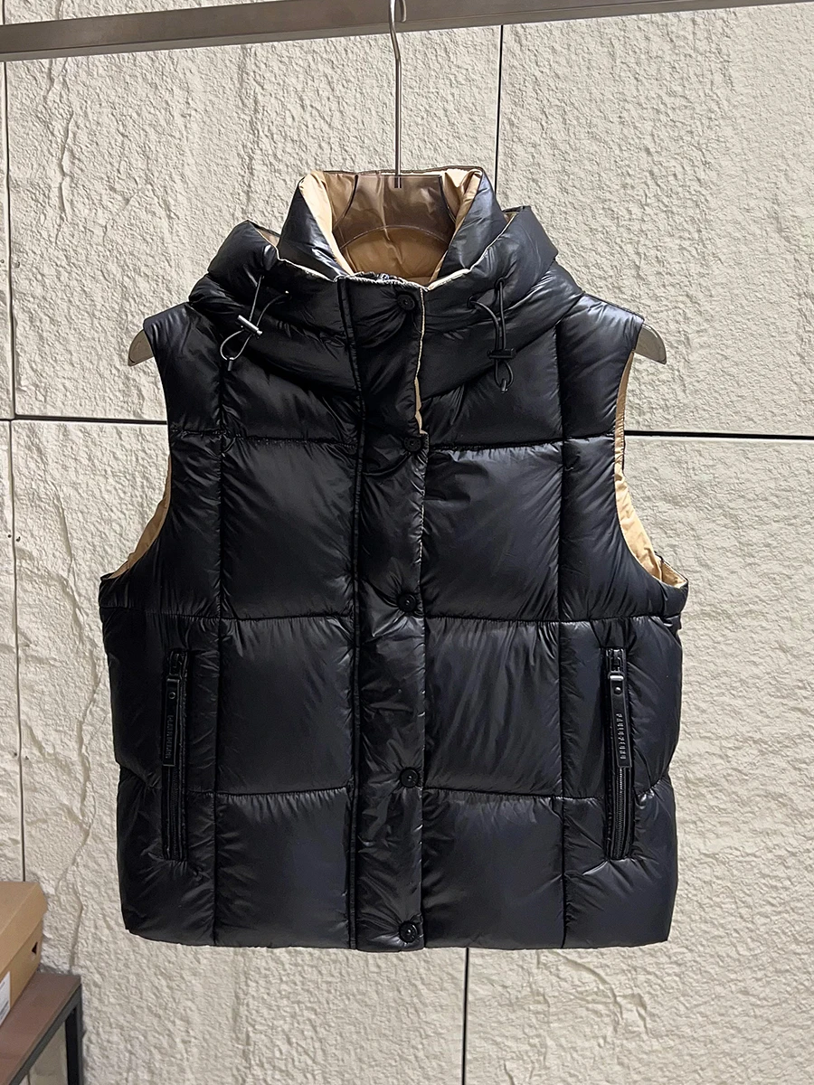 High Quality Lightweight Puffy Winter Women's Fashion Casual 90 Duck down Thickened Warmdown Vest Casual Style Zipper Closure
High Quality Lightweight Puffy Winter Women's Fashion Casual 90 Duck down Thickened Warmdown Vest Casual Style Zipper Closure