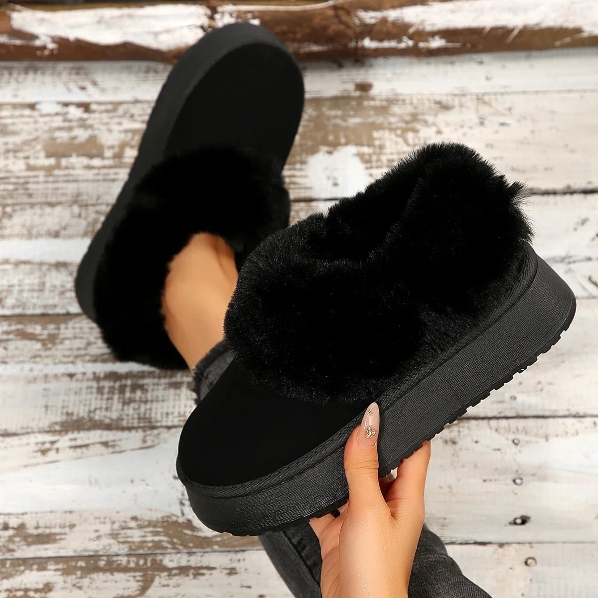 Женская зимняя обувь на меху, ботильоны в стиле ретро, тапочки на платформе, домашние теплые модные тапочки, женские уличные удобные шлепанцы
Женская зимняя обувь на меху, ботильоны в стиле ретро, тапочки на платформе, домашние теплые модные тапочки, женские уличные удобные шлепанцы