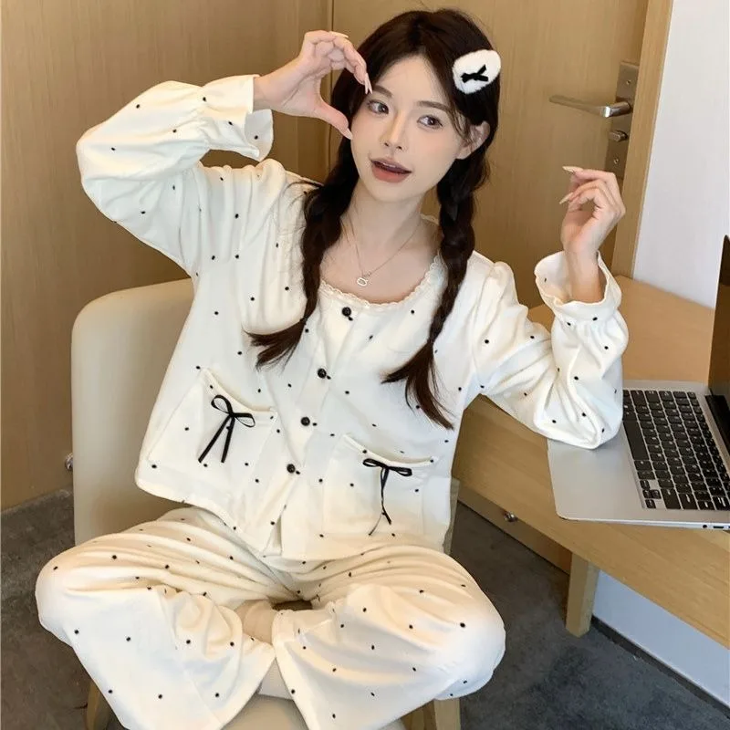 Polka Dot Sleepwear Women Pajama Sets Long Sleeve Piiama Korean Pants Sets 2 Pieces Velvet Night Wears Lace Autumn Bow Home Suit
Polka Dot Sleepwear Women Pajama Sets Long Sleeve Piiama Korean Pants Sets 2 Pieces Velvet Night Wears Lace Autumn Bow Home Suit