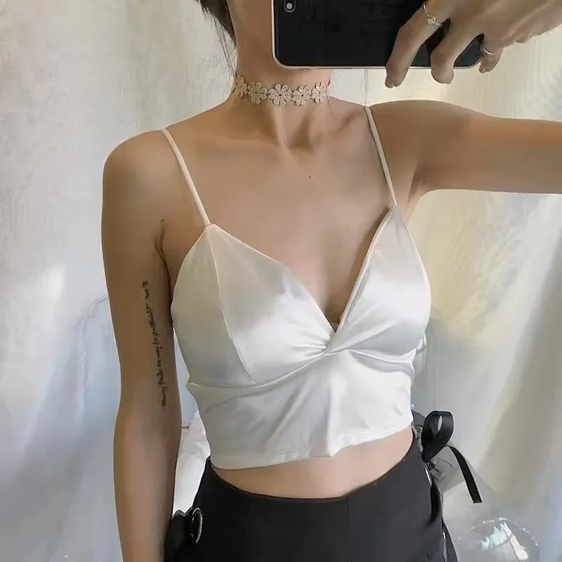 Womens Sexy V Neck Wrap Chest Top Underwear Female Crop Top Beauty Backs Padded Bra Summer Comfortable Push Up Lingerie
Womens Sexy V Neck Wrap Chest Top Underwear Female Crop Top Beauty Backs Padded Bra Summer Comfortable Push Up Lingerie