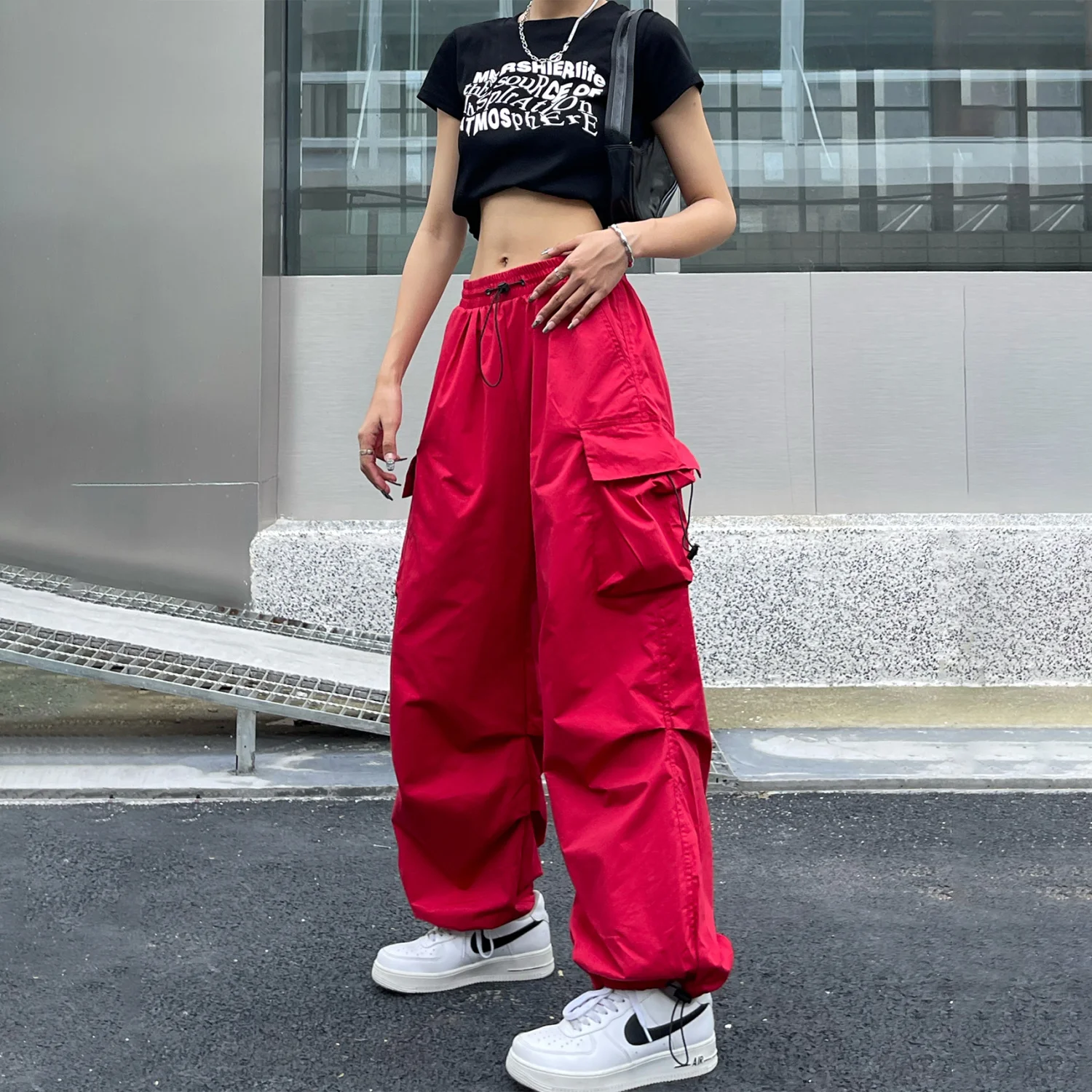 Gothic Streetwear Women's Cargo Pants Punk Techwear Black Oversize Korean Fashion Wide Leg Trousers
Gothic Streetwear Women's Cargo Pants Punk Techwear Black Oversize Korean Fashion Wide Leg Trousers