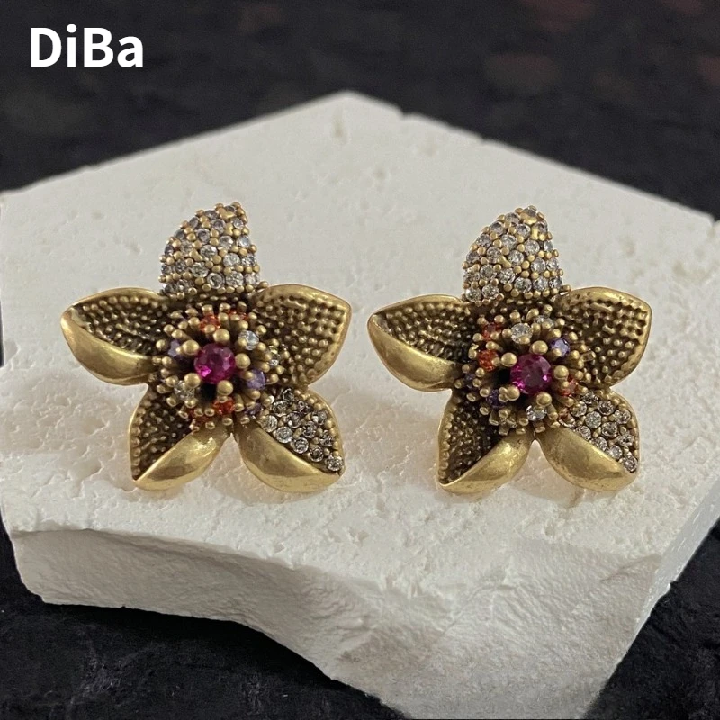 Fashion Jewelry Vintage Temperament High Quality Glass Flower Earrings For Women Female Party Wedding Gift Hot Sale
Fashion Jewelry Vintage Temperament High Quality Glass Flower Earrings For Women Female Party Wedding Gift Hot Sale