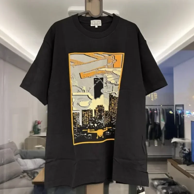 24ss CAVEMPT 100%Cotton Black T-shirts Abstract Build Print Short Sleeve Casual Oversized Men Women CE T Shirts
24ss CAVEMPT 100%Cotton Black T-shirts Abstract Build Print Short Sleeve Casual Oversized Men Women CE T Shirts