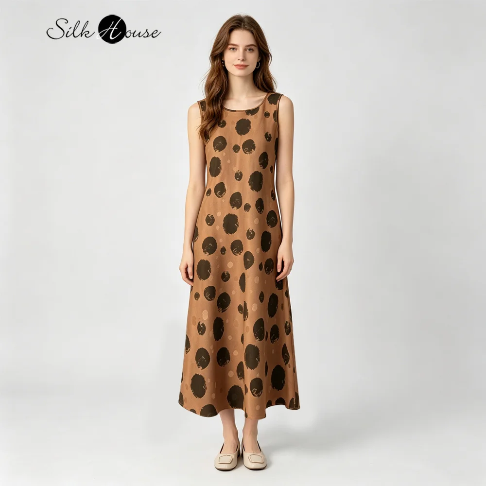 2026 Women's Fashion Summer New 100% Natural Mulberry Silk Gambiered Guangdong Gauze Polka Dot Square Neck Tank Top Dress
2026 Women's Fashion Summer New 100% Natural Mulberry Silk Gambiered Guangdong Gauze Polka Dot Square Neck Tank Top Dress