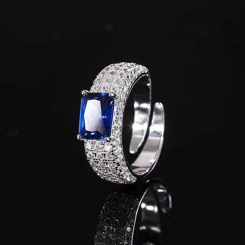 New jewelry and gemstones, European and American high-carbon gemstones, fresh and simple ring 6*8
New jewelry and gemstones, European and American high-carbon gemstones, fresh and simple ring 6*8
