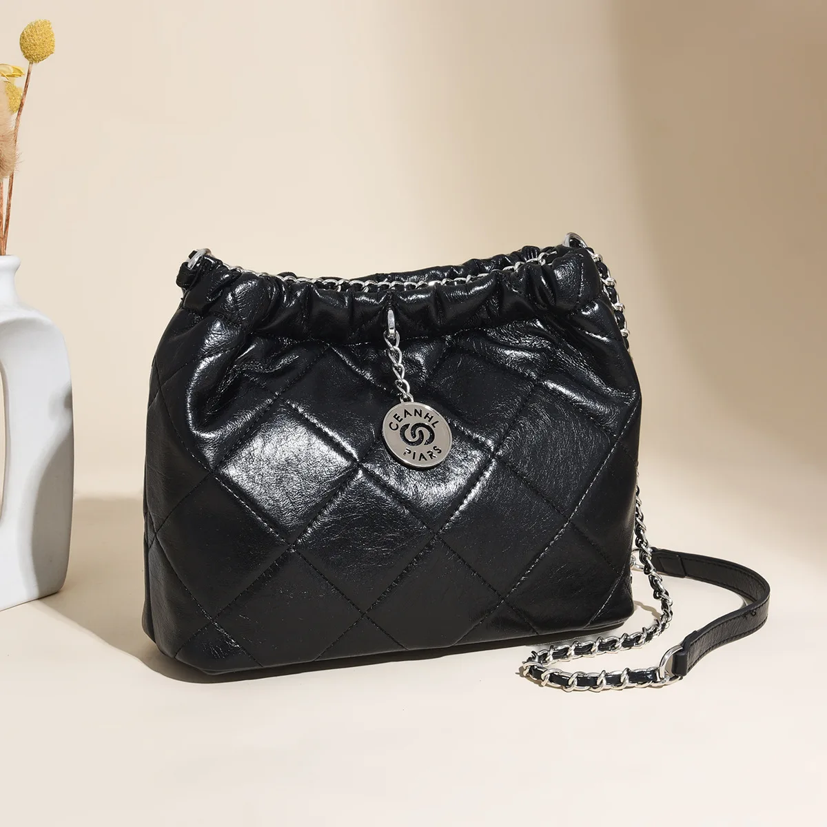 2025 Trendy Canvas Bucket Bag - Casual Crossbody Shoulder Purse for Women, Minimalist Stylish Handbag, Lightweight Durable Tote
2025 Trendy Canvas Bucket Bag - Casual Crossbody Shoulder Purse for Women, Minimalist Stylish Handbag, Lightweight Durable Tote