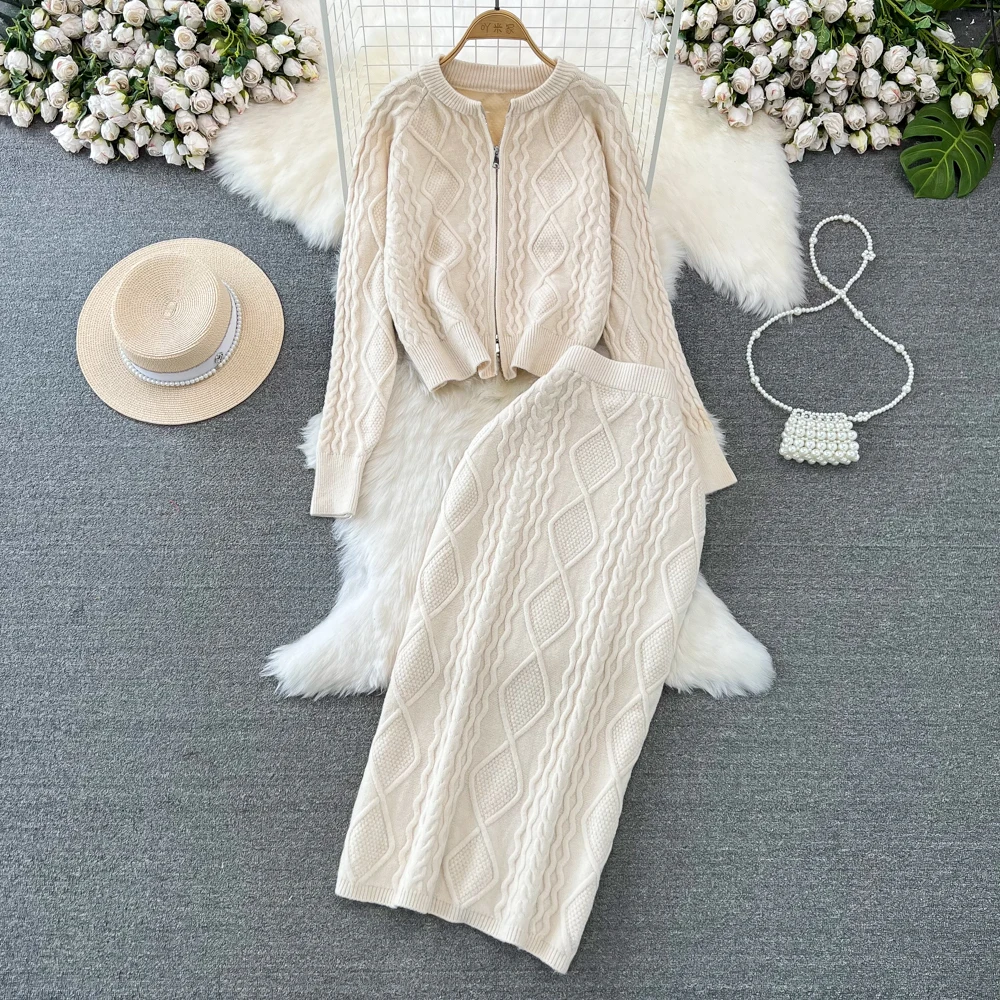 Fashion Women's Knitted Dress Suits Korean Autumn Winter Long Sleeve O-Neck Zipper Sweaters 2 Piece High Waist Skirt
Fashion Women's Knitted Dress Suits Korean Autumn Winter Long Sleeve O-Neck Zipper Sweaters 2 Piece High Waist Skirt