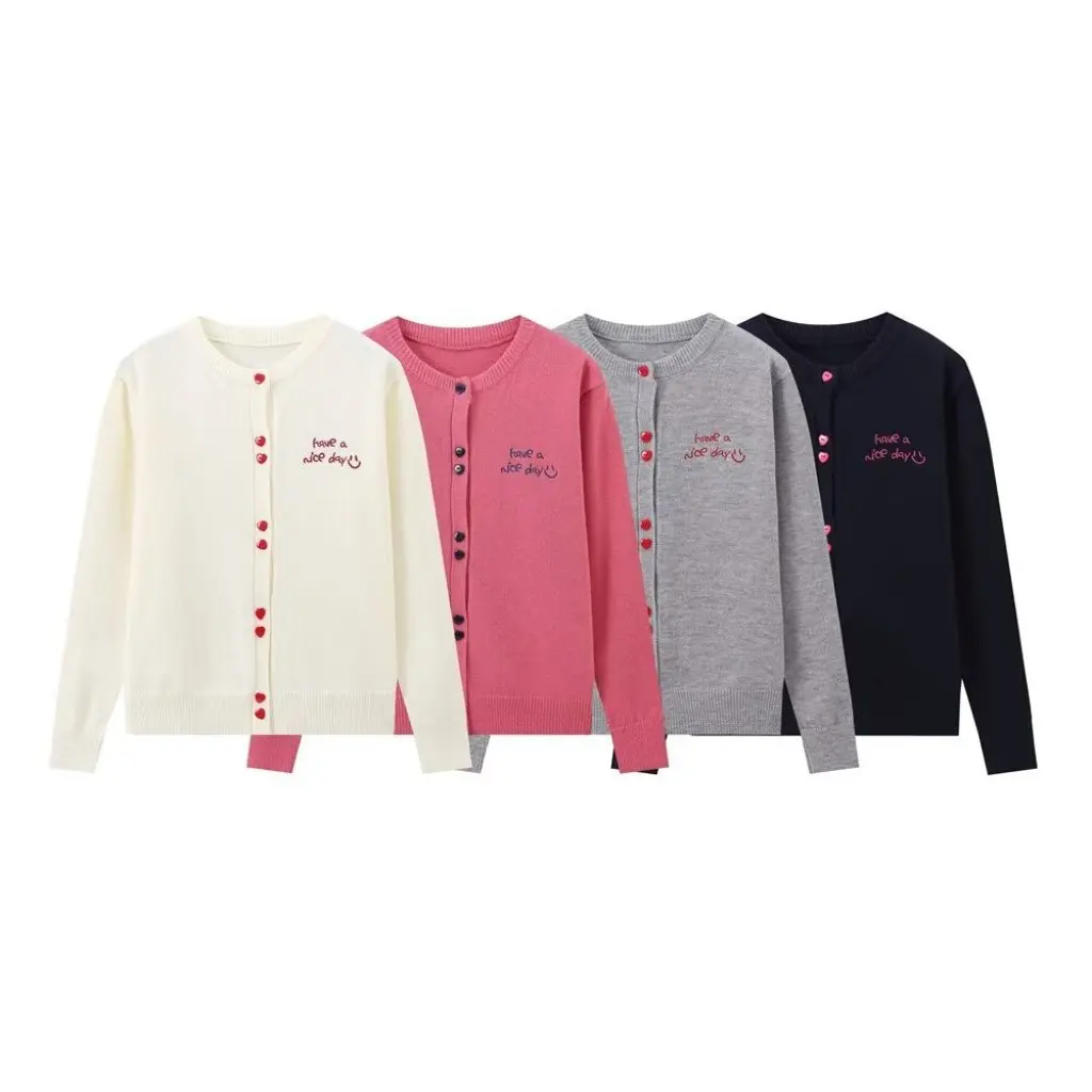 Women's Autumn Fashion Embroidered Letter Love Buckle Sweater E74446 Elegant Casual Knitwear
Women's Autumn Fashion Embroidered Letter Love Buckle Sweater E74446 Elegant Casual Knitwear