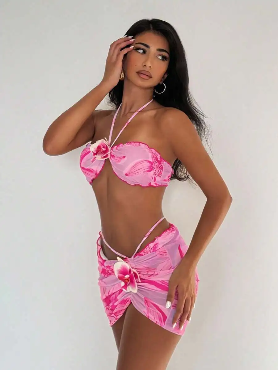 Three-Piece Womens Swimsuit Set With Floral Print Ruffled Tube Top And Drawstring Skirt For Beach Summer
Three-Piece Womens Swimsuit Set With Floral Print Ruffled Tube Top And Drawstring Skirt For Beach Summer