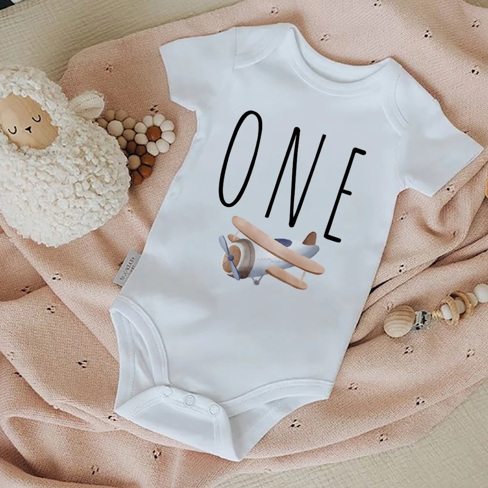 Plane&ONE Print Boys Romper First Birthday Short Sleeve Infant Bodysuit Round Neck Fashion Newborn Jumpsuit Birthday Boy Clothes
Plane&ONE Print Boys Romper First Birthday Short Sleeve Infant Bodysuit Round Neck Fashion Newborn Jumpsuit Birthday Boy Clothes