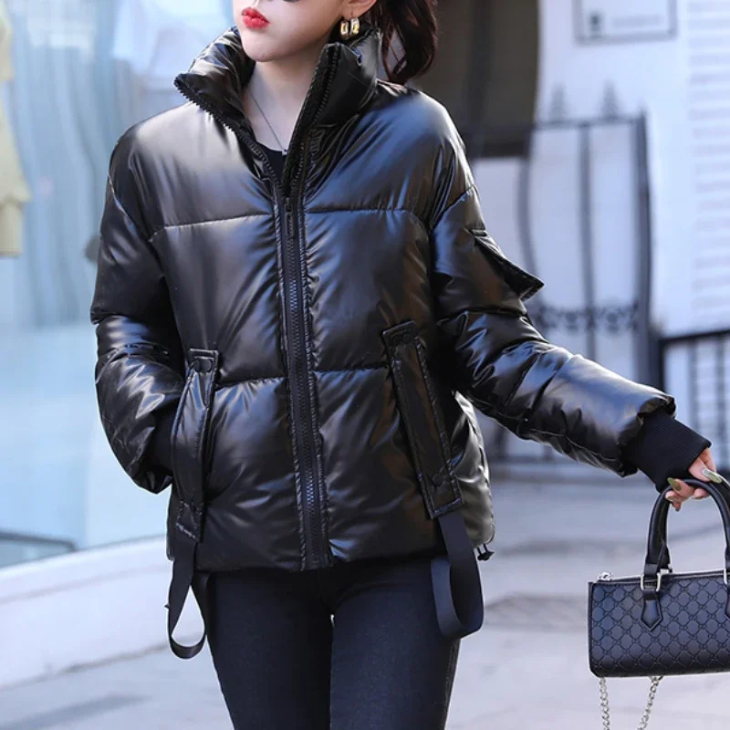 Women Autumn Winter 2024 New Warm Jackets Thick Long Sleeve Overcoats Cotton Trend Casual Solid Color Coats Short Bright Face
Women Autumn Winter 2024 New Warm Jackets Thick Long Sleeve Overcoats Cotton Trend Casual Solid Color Coats Short Bright Face