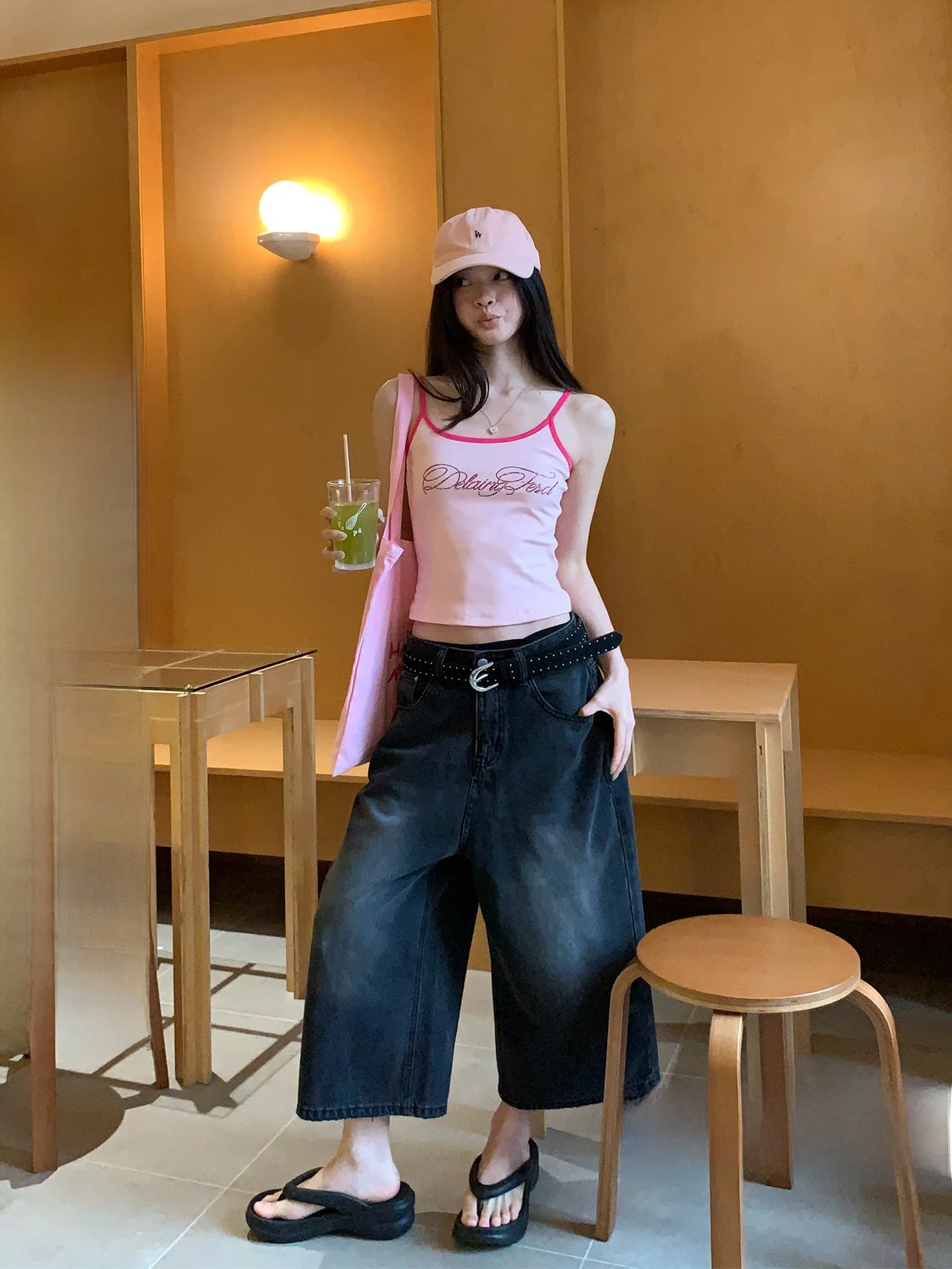 High Waist Black Washed Straight Leg Seven-Foot Jeans Women's Summer New Loose Fashionable Wide Leg Pants Commute Style
High Waist Black Washed Straight Leg Seven-Foot Jeans Women's Summer New Loose Fashionable Wide Leg Pants Commute Style