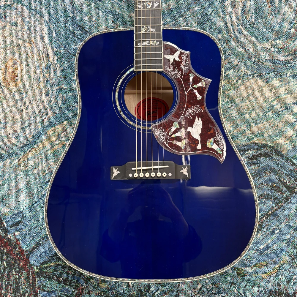 Blue hummingbird Classical guitarr high-quality hardware, stable tuning, comfortable neck, balanced tone
Blue hummingbird Classical guitarr high-quality hardware, stable tuning, comfortable neck, balanced tone