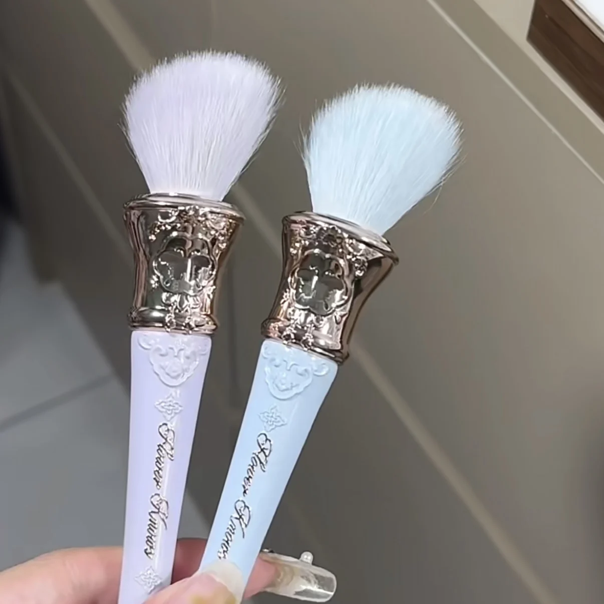 Flower Knows Swan Ballet Cosmetic Brush Wool Brush For Blush Powder Soft Fluffy Friendly Makeup Tool Flowers Know
Flower Knows Swan Ballet Cosmetic Brush Wool Brush For Blush Powder Soft Fluffy Friendly Makeup Tool Flowers Know