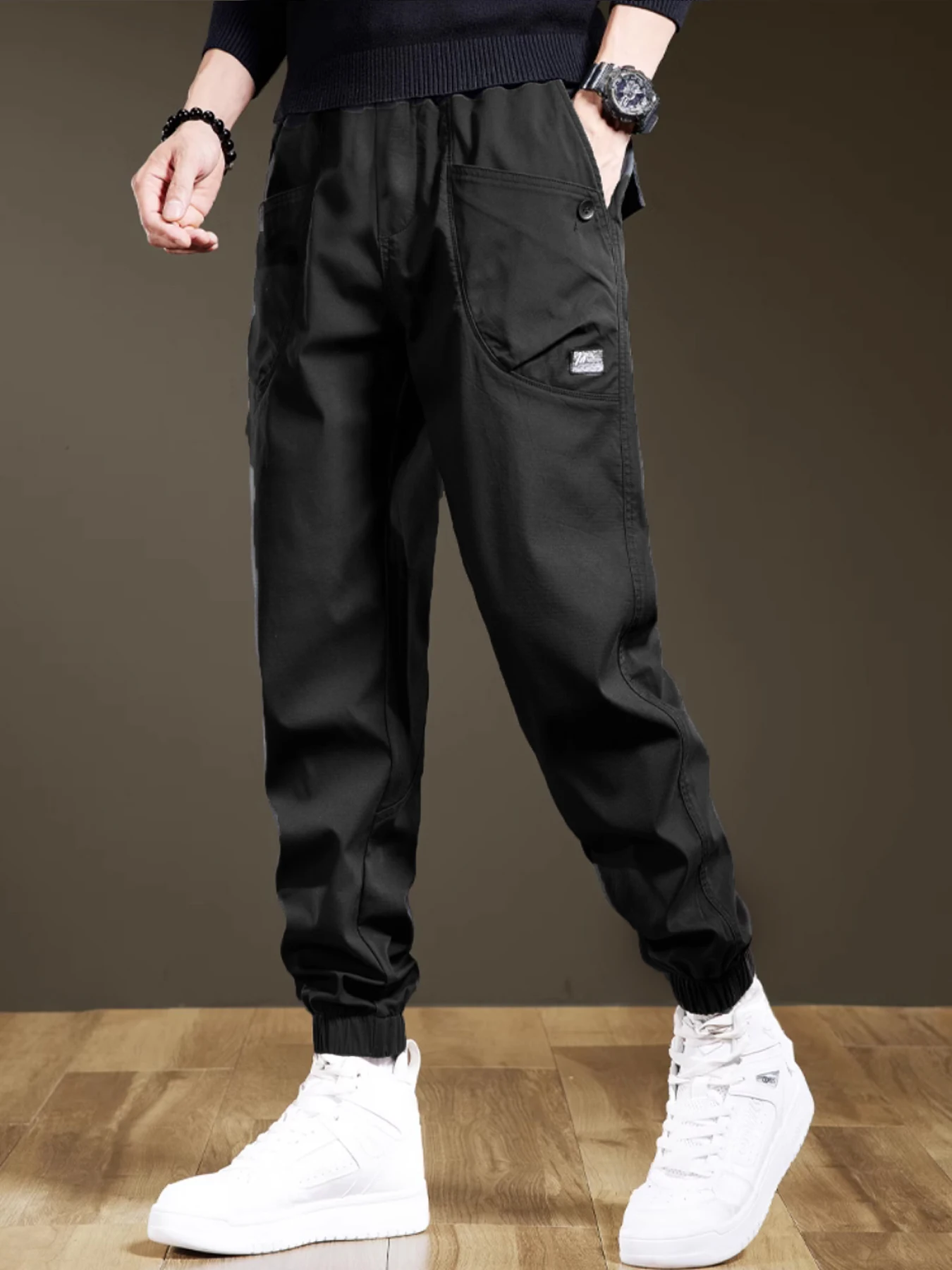 Work pants for fashionable outdoor wear, loose fit, long pants for outdoor sports, thin summer, waterproof mountaineering, and m
Work pants for fashionable outdoor wear, loose fit, long pants for outdoor sports, thin summer, waterproof mountaineering, and m