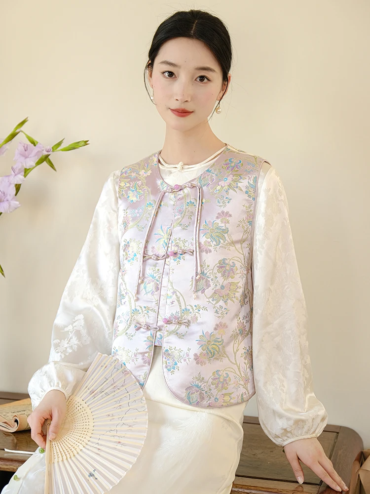 Ele Light Pink New Chinese Sle Jaet with Embroidery And Button Design Traditional Tang Suit Top for Women
Ele Light Pink New Chinese Sle Jaet with Embroidery And Button Design Traditional Tang Suit Top for Women