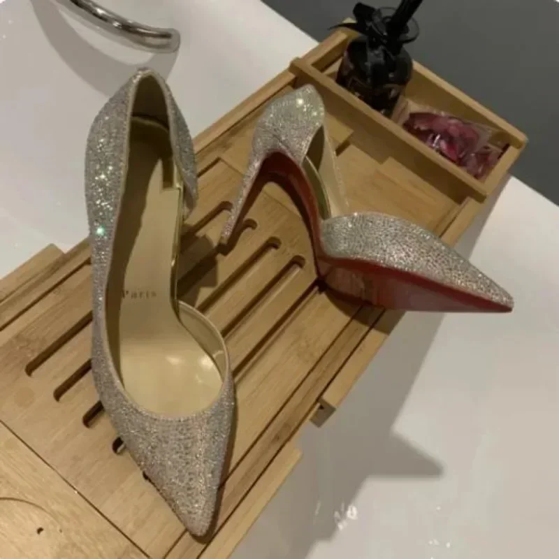 Top Quality Womens High Heels Luxury Fashion Ladies Crystal Glisten Red Sole Shoes Classic Retro Designer 10cm High Heel 1446HJ
Top Quality Womens High Heels Luxury Fashion Ladies Crystal Glisten Red Sole Shoes Classic Retro Designer 10cm High Heel 1446HJ