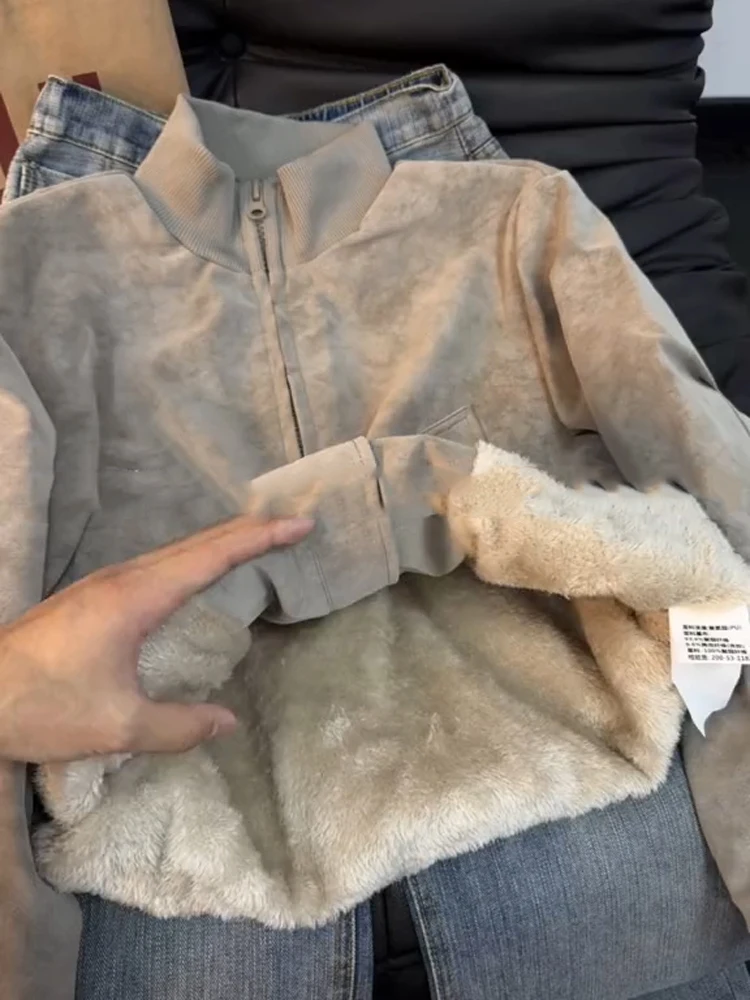 Ретро американское окрашенное пальто из искусственной кожи, зимнее пальто Thiened, мужское байкерское пальто из смеси хлопка, теплая верхняя одежда с воротником-стойкой
Ретро американское окрашенное пальто из искусственной кожи, зимнее пальто Thiened, мужское байкерское пальто из смеси хлопка, теплая верхняя одежда с воротником-стойкой