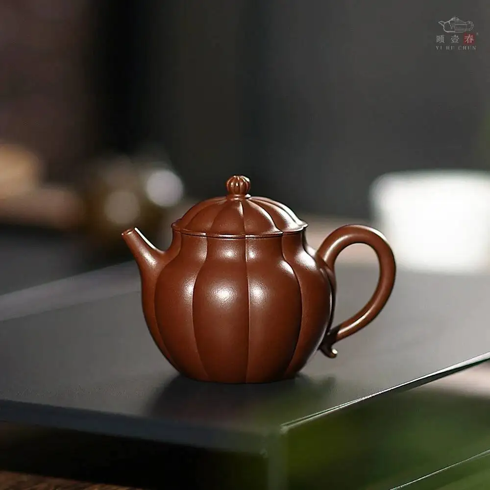 Yihu Chun High-End Yixing Purple Teapot By Famous Artist Ma Fangyuan, Fully Handmade Tea Brewing Pot, Wenge Clay With Ribbed
Yihu Chun High-End Yixing Purple Teapot By Famous Artist Ma Fangyuan, Fully Handmade Tea Brewing Pot, Wenge Clay With Ribbed