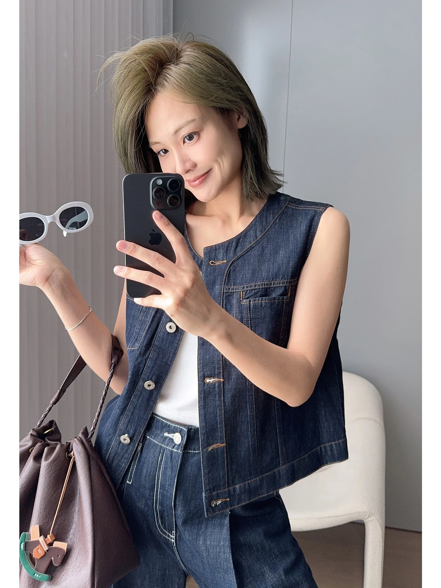 Meiyang Night Line Vest round Ne Button down Cotton ort Length Moderate Warmth Single Button Closure Pure Color Denim Vest
Meiyang Night Line Vest round Ne Button down Cotton ort Length Moderate Warmth Single Button Closure Pure Color Denim Vest