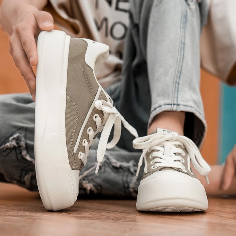 Men's Multi-color Patterned Flat-soled Low-top Round-toe Lace-up Large-sized High-quality Vulcanized Casual Shoes
Men's Multi-color Patterned Flat-soled Low-top Round-toe Lace-up Large-sized High-quality Vulcanized Casual Shoes