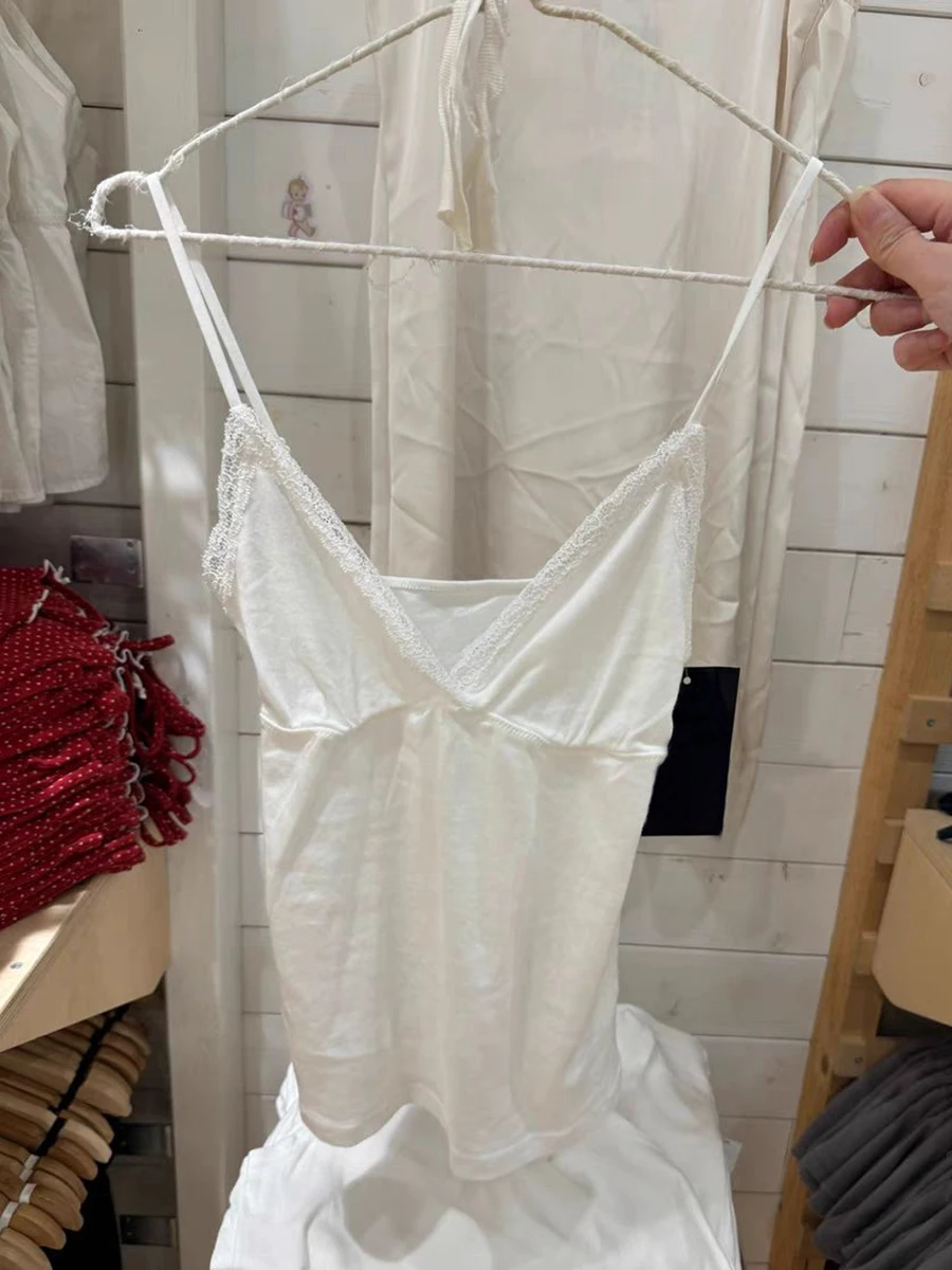 Lace Trim White Tank Top for Woman Summer Sexy V-neck Cotton Camisole Female Simple Sweet Preppy Style Slim Camis Y2k Clothes
Lace Trim White Tank Top for Woman Summer Sexy V-neck Cotton Camisole Female Simple Sweet Preppy Style Slim Camis Y2k Clothes