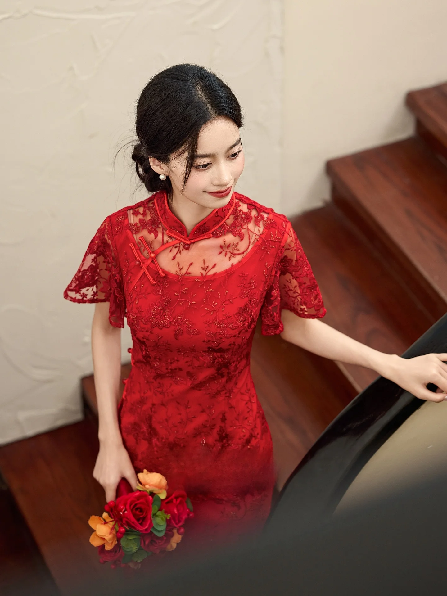 Red Lace Young Sle Chinese Engagement Dr Low Slit Long Qipao ort Sve Floral Pattern Retro Wind Wedding Dr
Red Lace Young Sle Chinese Engagement Dr Low Slit Long Qipao ort Sve Floral Pattern Retro Wind Wedding Dr