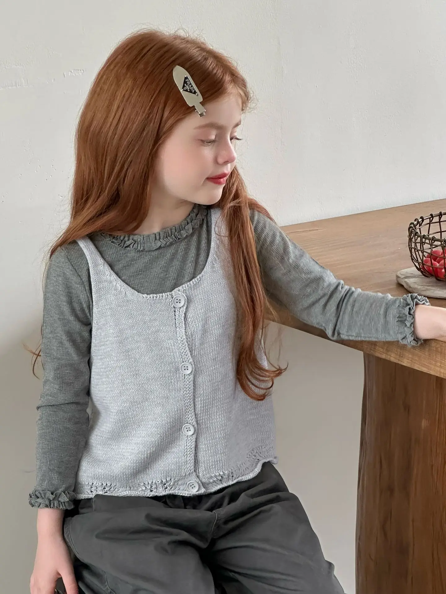 Girl Vest 2025 Autumn New Children's Clothing Korean Style Girl Baby Fashion Jacquard Hem Wool Vest Casual Simple Daily
Girl Vest 2025 Autumn New Children's Clothing Korean Style Girl Baby Fashion Jacquard Hem Wool Vest Casual Simple Daily