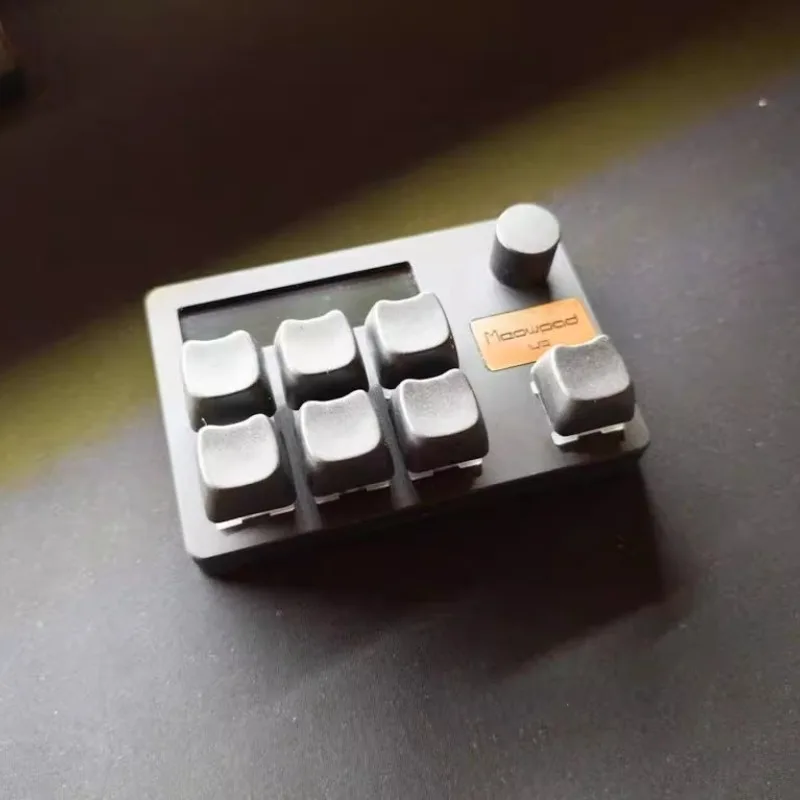 MeowPad V3 Magnetic Switch Mini Keyboard CNC Aluminum Hot Swap 7-key Keyboard Cat Disk with Knob Gaming and Office Accessories
MeowPad V3 Magnetic Switch Mini Keyboard CNC Aluminum Hot Swap 7-key Keyboard Cat Disk with Knob Gaming and Office Accessories