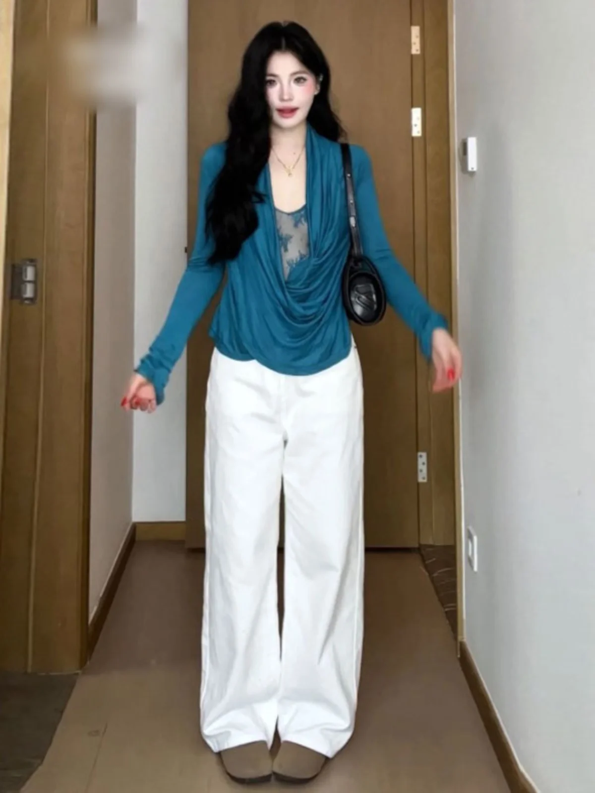 Pure Desire Sexy Cross Neck Lace Splice Long Sleeve T-Shirt Women's Unique Design Korean Style Slim Fit Color Top
Pure Desire Sexy Cross Neck Lace Splice Long Sleeve T-Shirt Women's Unique Design Korean Style Slim Fit Color Top