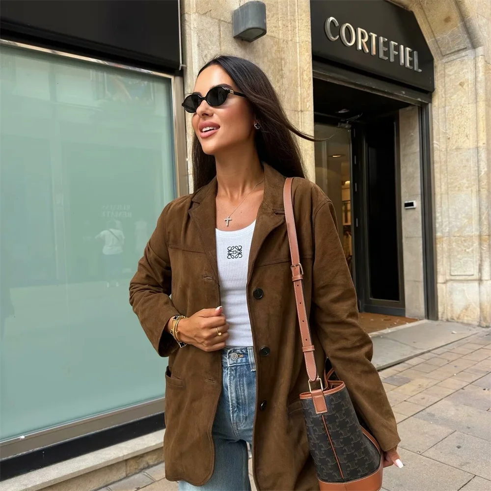 Zach Ailsa's autumn new women's clothing casual temperament slim fit lapel short suede suit long sleeved jacket
Zach Ailsa's autumn new women's clothing casual temperament slim fit lapel short suede suit long sleeved jacket