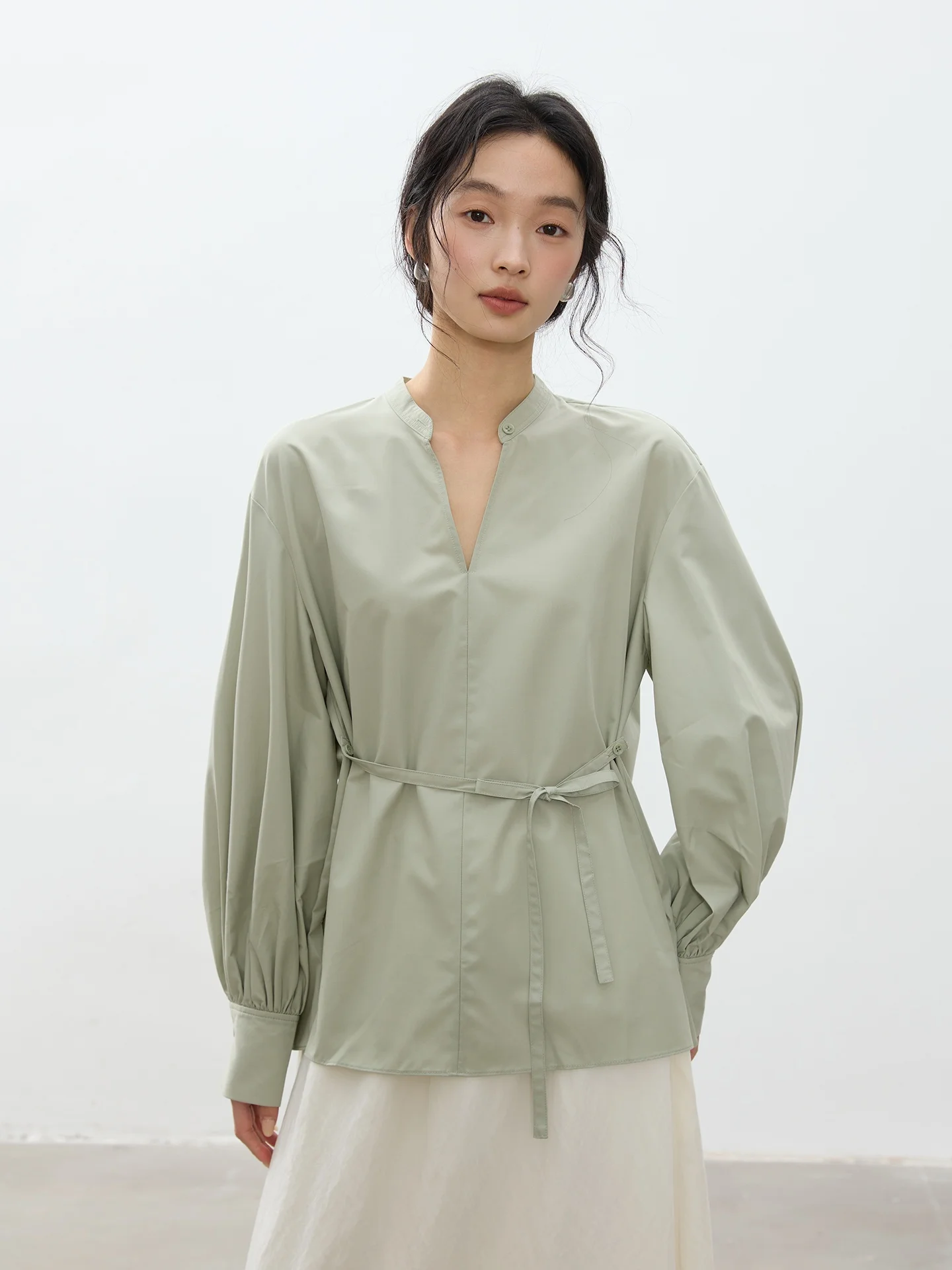 Green Chiffon Shirt Women's Long Sleeve Stand Collar Spring New Style Loose Fit Casual Style Polyester Fiber Stick Button
Green Chiffon Shirt Women's Long Sleeve Stand Collar Spring New Style Loose Fit Casual Style Polyester Fiber Stick Button