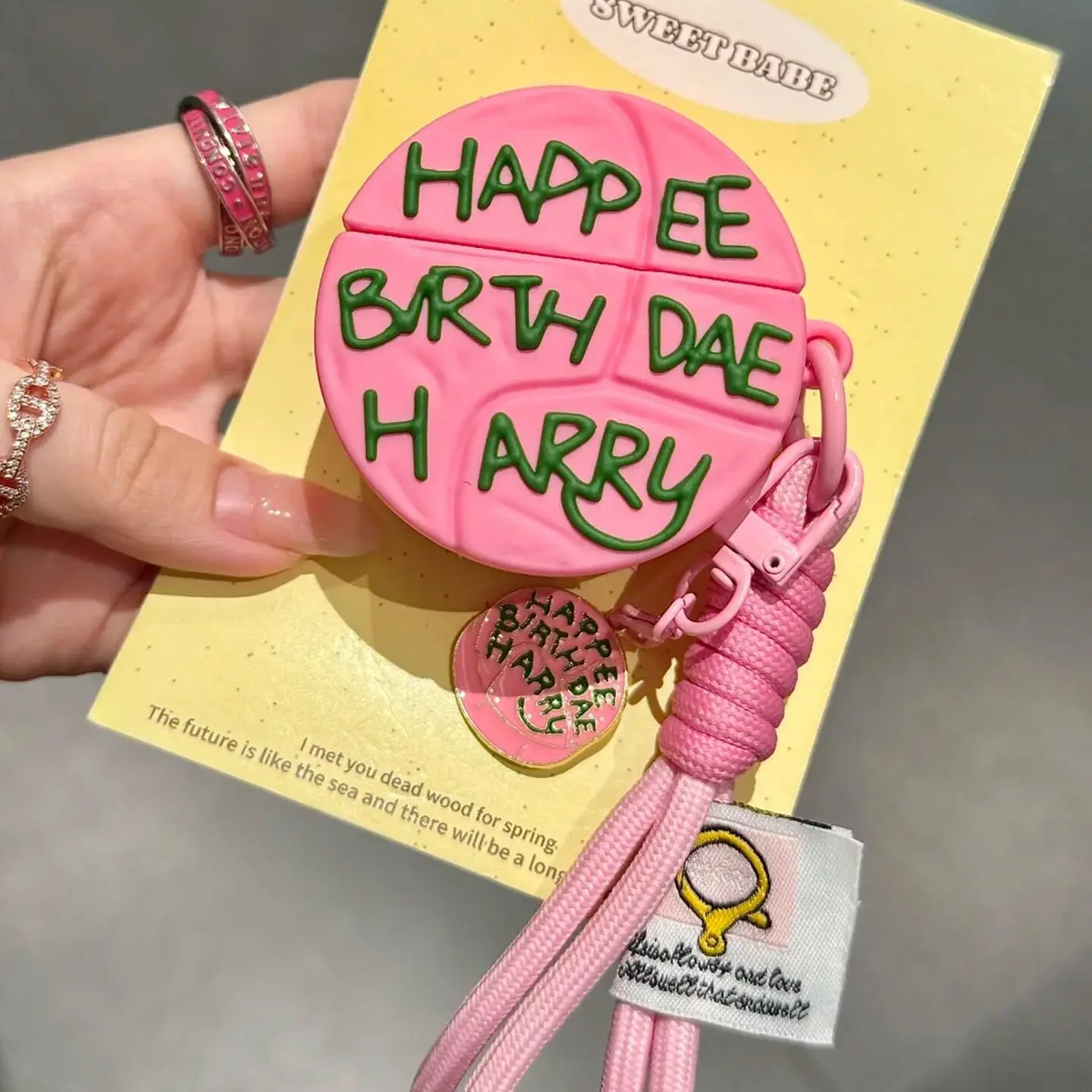 For Huawei Free Clip Earphone Case 3D Pink Birthday Cake Silicone Cartoon Headphone Box With Pendant For Huawei freeClip Cover
For Huawei Free Clip Earphone Case 3D Pink Birthday Cake Silicone Cartoon Headphone Box With Pendant For Huawei freeClip Cover