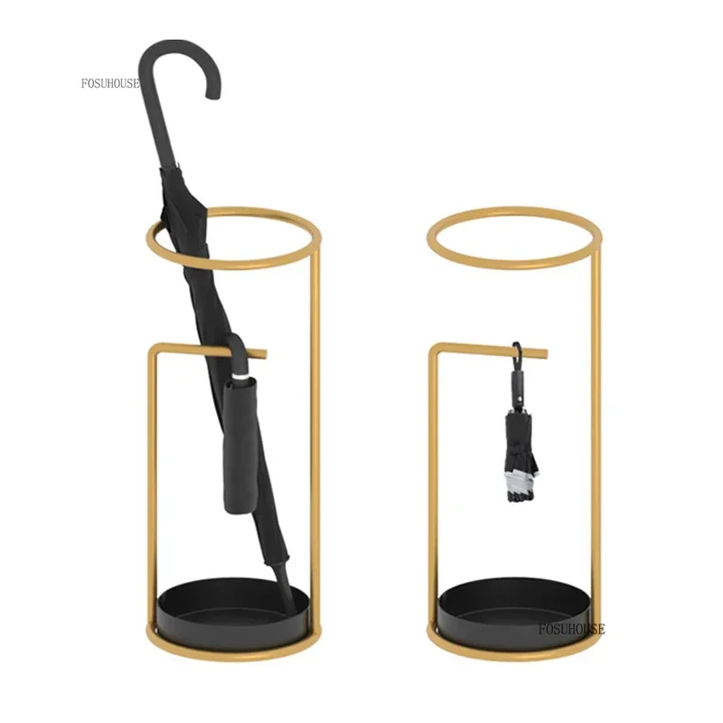 Modern Simple Creative Umbrella Rack Fashion Light Luxury Gold Hotel Lobby Storage Bucket Eco-friendly Metal Decorative Stand
Modern Simple Creative Umbrella Rack Fashion Light Luxury Gold Hotel Lobby Storage Bucket Eco-friendly Metal Decorative Stand