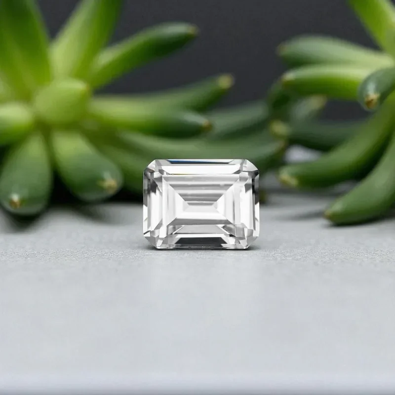 High Quality Emerald Cut White Cubic Zirconia Stone Multiple Size Available For Ring Earrings Jewelry Diy Making
High Quality Emerald Cut White Cubic Zirconia Stone Multiple Size Available For Ring Earrings Jewelry Diy Making