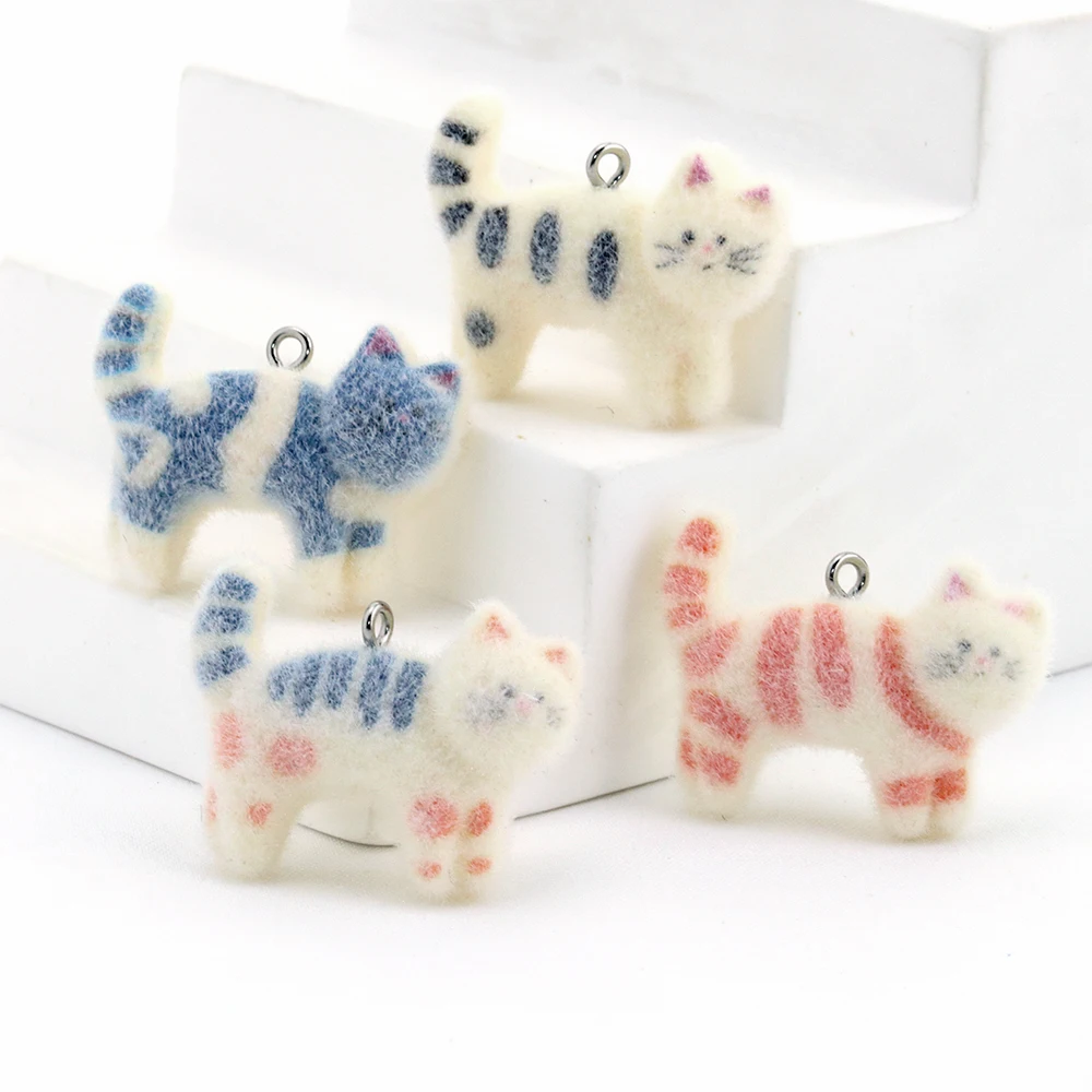 4Pcs Resin Flocked Cute Cartoon Cat Animal Pendants DIY For Keychains Bags Car Decorations Accessories
4Pcs Resin Flocked Cute Cartoon Cat Animal Pendants DIY For Keychains Bags Car Decorations Accessories