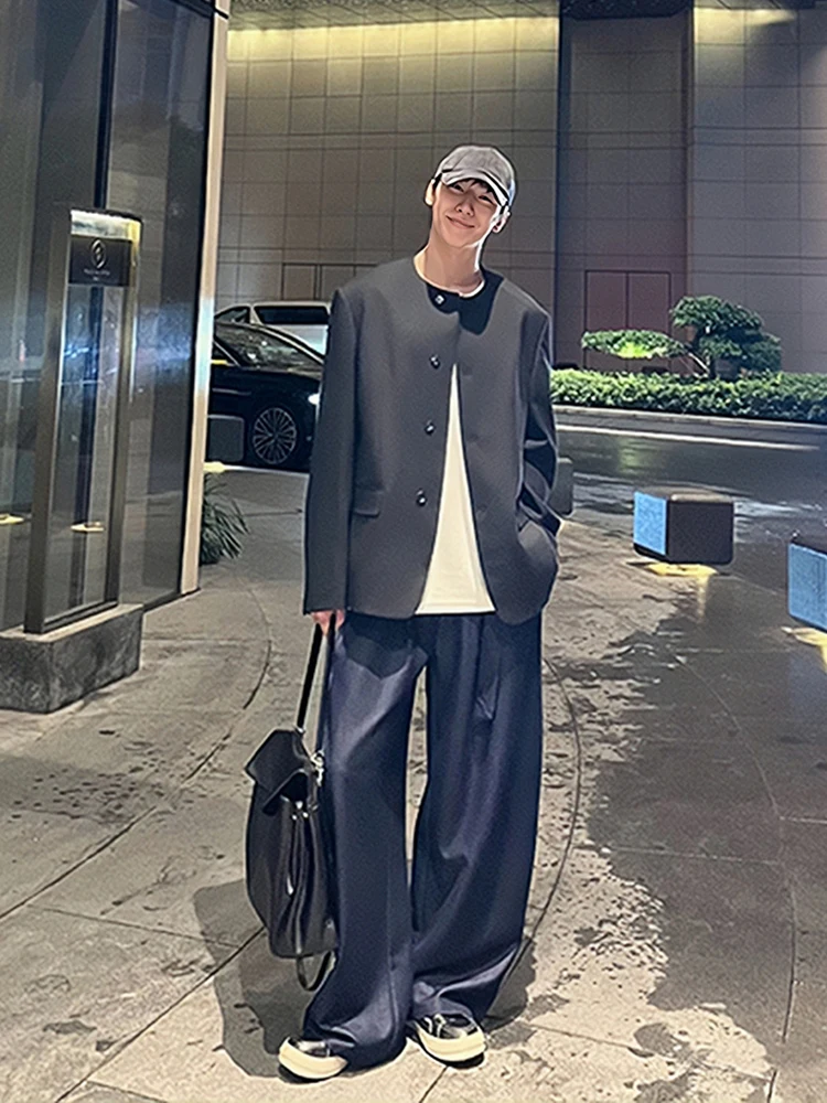 Мужской костюм Cleanfit Bla Nel Jaet, весенний дизайн, шикарное новое китайское пальто Zhongan, модное городское молодежное пальто...
Мужской костюм Cleanfit Bla Nel Jaet, весенний дизайн, шикарное новое китайское пальто Zhongan, модное городское молодежное пальто...