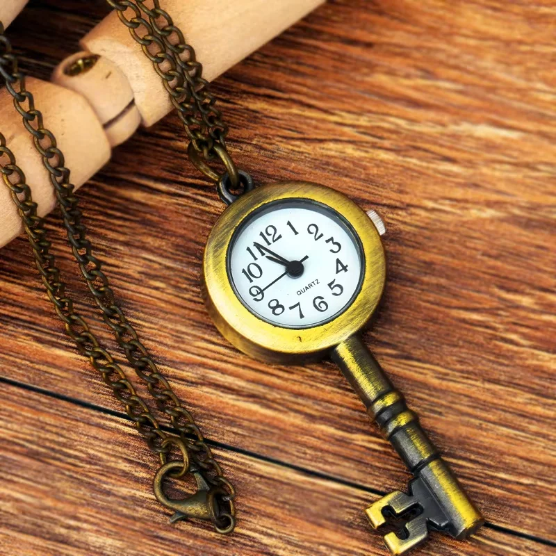 6060 Key classic quartz pocket watch Bronze men and women pocket watch stereo with necklace men and women gifts
6060 Key classic quartz pocket watch Bronze men and women pocket watch stereo with necklace men and women gifts