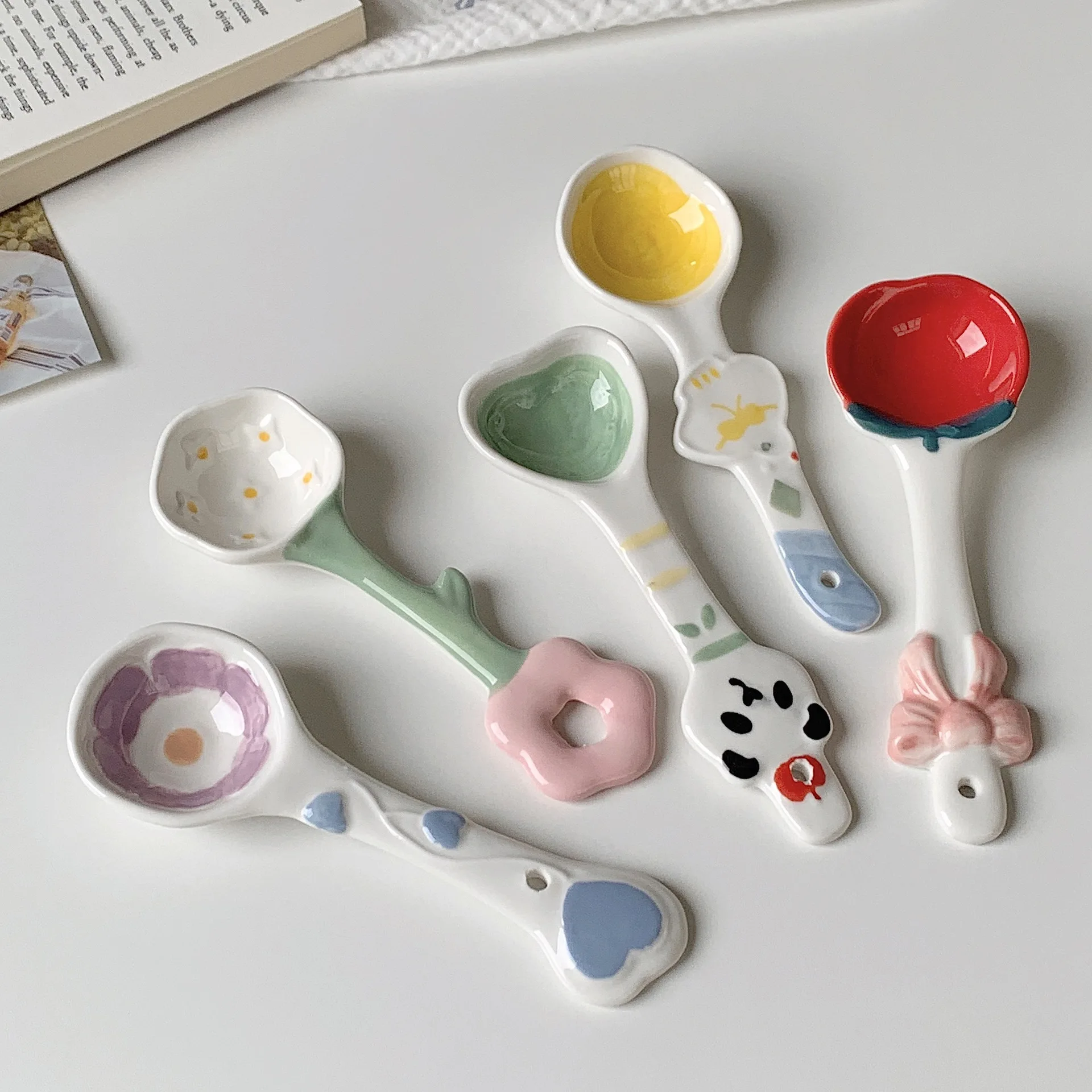 Dessert Spoon Korean Style Creative Cute Ins Ceramic Household Dinnerware Afternoon Tea Ice-Cream Coffee Mixing Spoons Kawaii
Dessert Spoon Korean Style Creative Cute Ins Ceramic Household Dinnerware Afternoon Tea Ice-Cream Coffee Mixing Spoons Kawaii