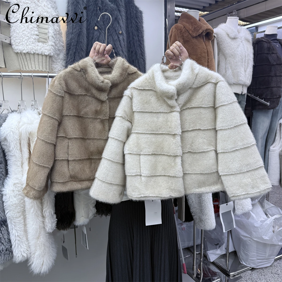 French Elegant Fashion Socialite Warm Plush Jackets Stand Collar Single Breasted Versatile Thick Faux Fur Coat for Women Winter
French Elegant Fashion Socialite Warm Plush Jackets Stand Collar Single Breasted Versatile Thick Faux Fur Coat for Women Winter