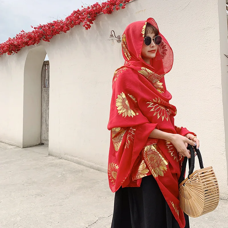 Red Gold Foil Scarf Luxury Silk Beach Shawl Large Sun Protective Wrap Floral Crane Design Summer Scarf Women
Red Gold Foil Scarf Luxury Silk Beach Shawl Large Sun Protective Wrap Floral Crane Design Summer Scarf Women