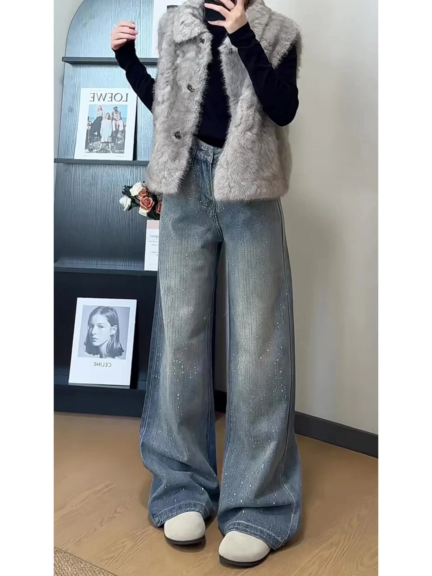 Flashing Diamond Embedded Loose Blue Floor-Length Wide Leg Jeans Women's Slimming Vintage Summer New Style Casual High Waist ...
Flashing Diamond Embedded Loose Blue Floor-Length Wide Leg Jeans Women's Slimming Vintage Summer New Style Casual High Waist ...