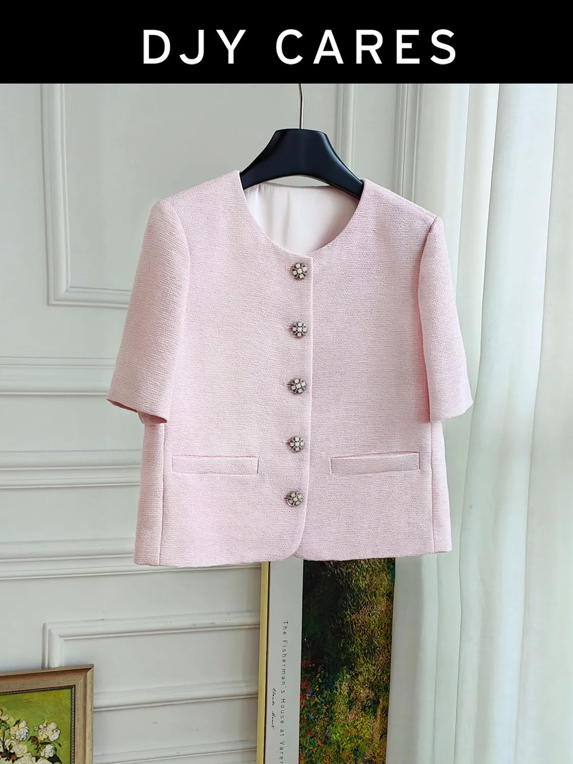 New Gentle pink round neck lightweight floral short sleeved jacket big size
New Gentle pink round neck lightweight floral short sleeved jacket big size