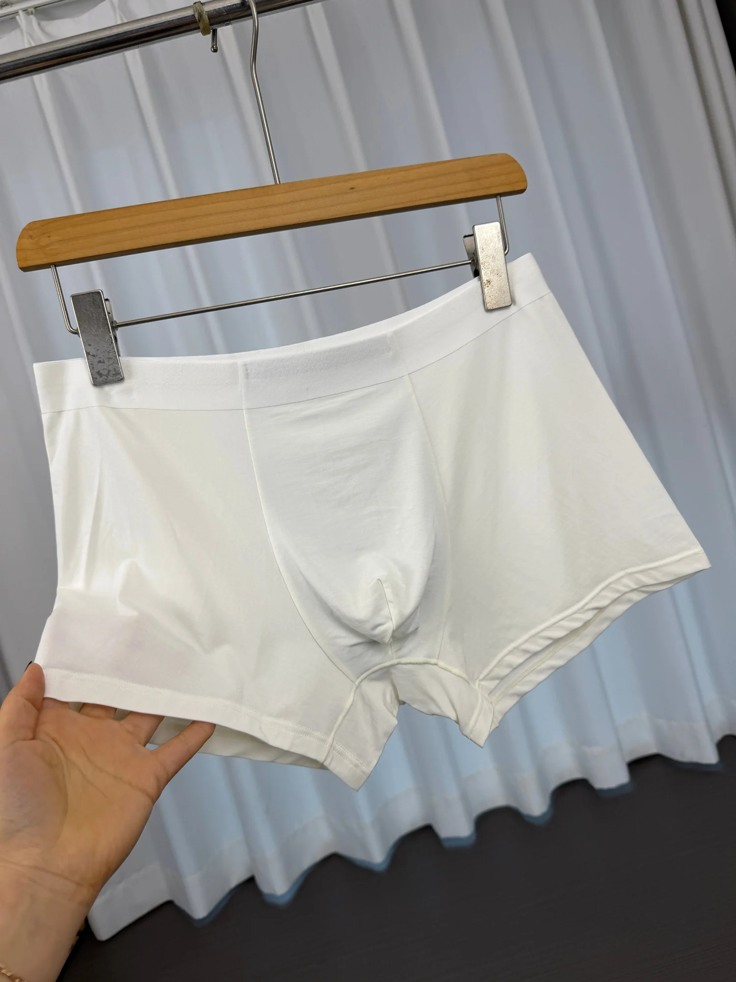 Skin-friendly Breathable Men's Spring Summer Smooth High Elastic Comfortable Cool Boxer Briefs Underwear Trendy mid Waist Design
Skin-friendly Breathable Men's Spring Summer Smooth High Elastic Comfortable Cool Boxer Briefs Underwear Trendy mid Waist Design