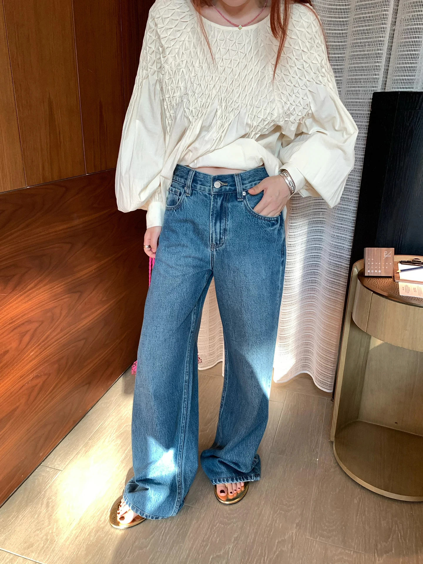 Soft Cotton Silk Denim Jeans Women's Straight Leg Casual Trousers Vintage Washed Environmentally Friendly Comfortable Fit
Soft Cotton Silk Denim Jeans Women's Straight Leg Casual Trousers Vintage Washed Environmentally Friendly Comfortable Fit