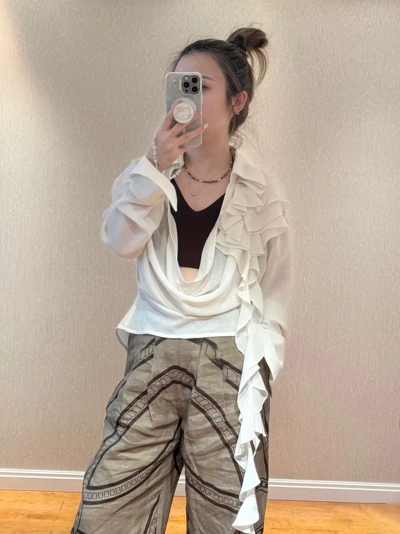 Sexy Low Cut Ruffle Hem Shirt Waist Cinching Belt Back Tie Design Long Sleeve Polyester Women's Spring Fashion Shirt
Sexy Low Cut Ruffle Hem Shirt Waist Cinching Belt Back Tie Design Long Sleeve Polyester Women's Spring Fashion Shirt