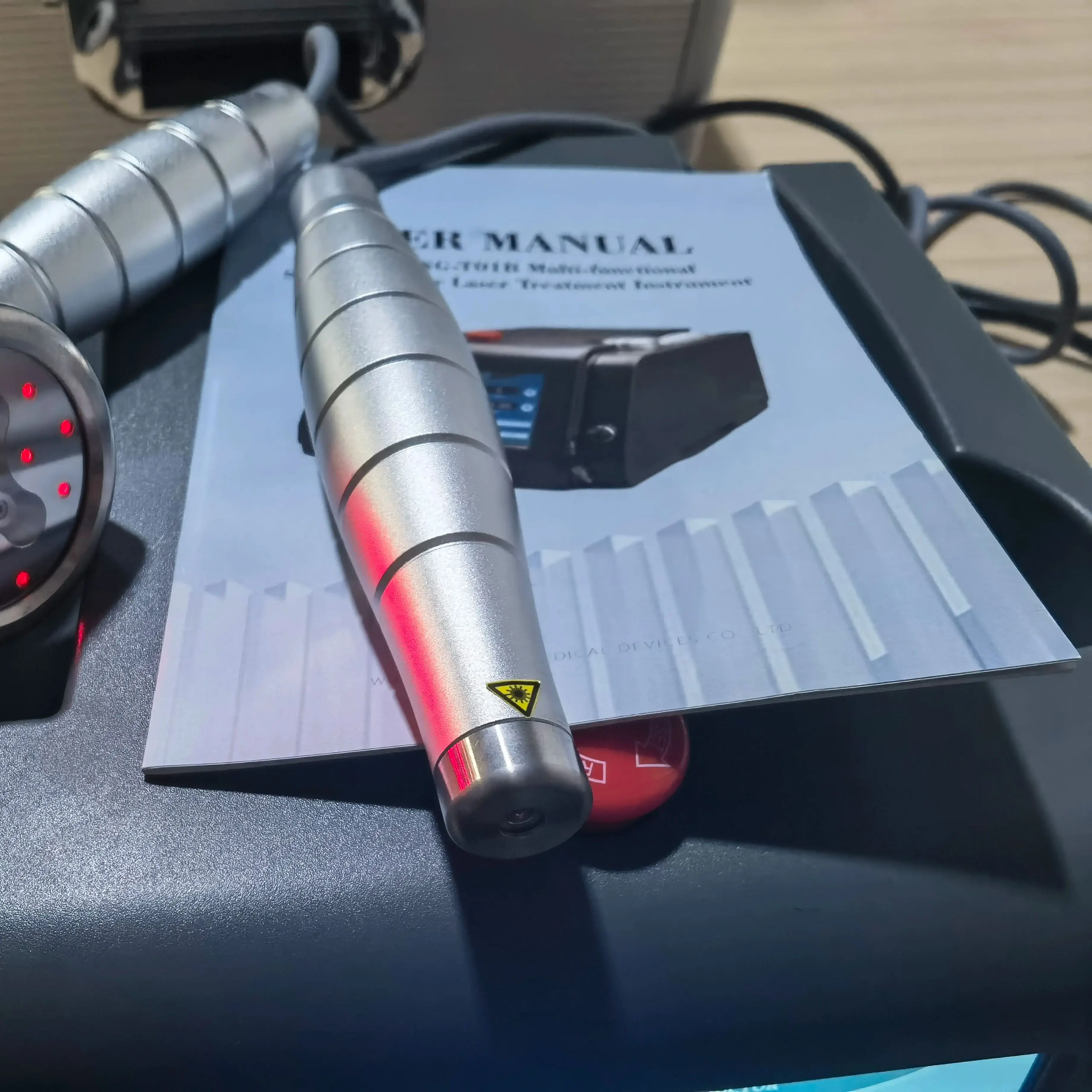 Laser Acupuncture Pen Device, Painless Alternative to Needles for Trigger Point & Muscle Pain Relief, Pulse/Continuous Mode
Laser Acupuncture Pen Device, Painless Alternative to Needles for Trigger Point & Muscle Pain Relief, Pulse/Continuous Mode