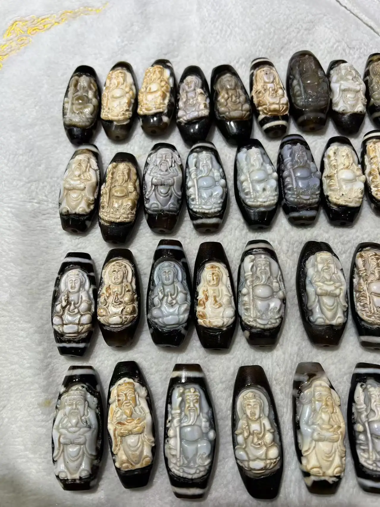 1 шт./лот 55 мм, тайваньский ремесленный агат, резные бусины Дзи, выветленные патина, тибетские свободные бусины для браслета и ожерелья, аксессуары
1 шт./лот 55 мм, тайваньский ремесленный агат, резные бусины Дзи, выветленные патина, тибетские свободные бусины для браслета и ожерелья, аксессуары