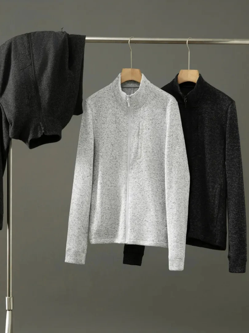 Весенняя мужская повседневная спортивная вязаная куртка из флиса с воротником-стойкой, средний слой, приталенный крой, длинный рукав
Весенняя мужская повседневная спортивная вязаная куртка из флиса с воротником-стойкой, средний слой, приталенный крой, длинный рукав