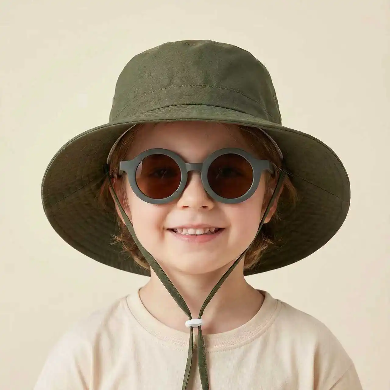 2PCs Baby Sun Hat with glasses in one set quick-drying bucket breathable children's Sun Hat baby basin hat beach sun-protection
2PCs Baby Sun Hat with glasses in one set quick-drying bucket breathable children's Sun Hat baby basin hat beach sun-protection